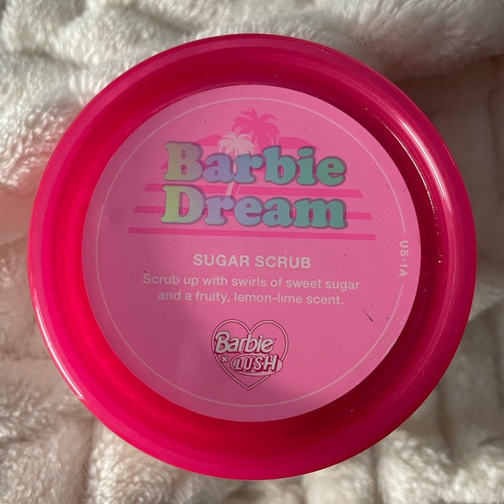 🔥NEW FULL SIZE Barbie x Lush sugar scrub fruit lemon lime pink beauty skincare